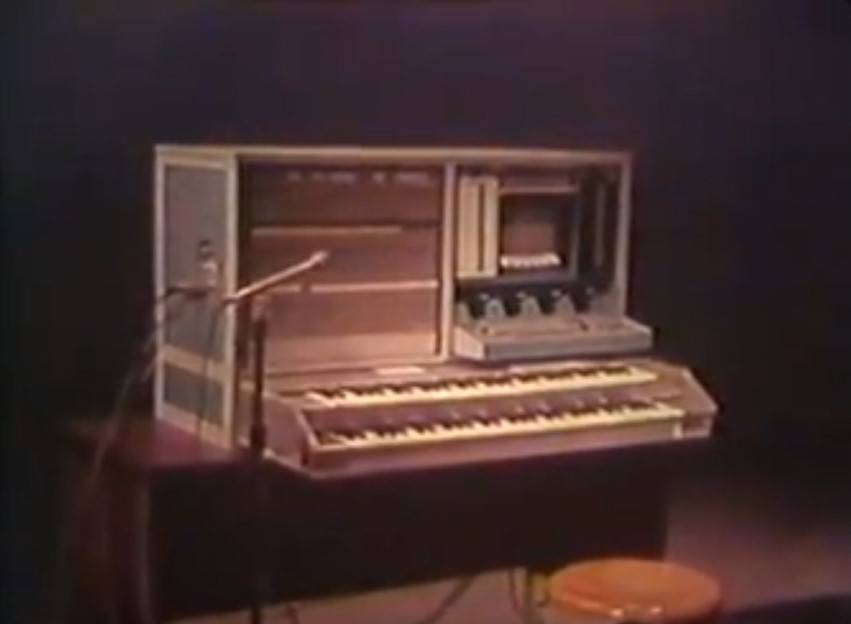 Vintage Digital Synthetizer 1977-ből